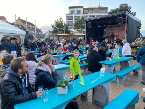 Hosté ubytování Schöne 3-Zi-Wohnung mit "in-door-pool" an der Promenade direkt am Scharbeutzer Strand