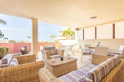 Terrazas Del Duque Sunset Apartment