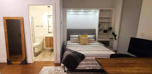 Ironworks Studio by IRIS PROPERTIES! – Photos 2