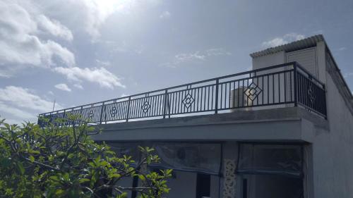 Un balcón o terraza de Bali DD homestay seminyak
