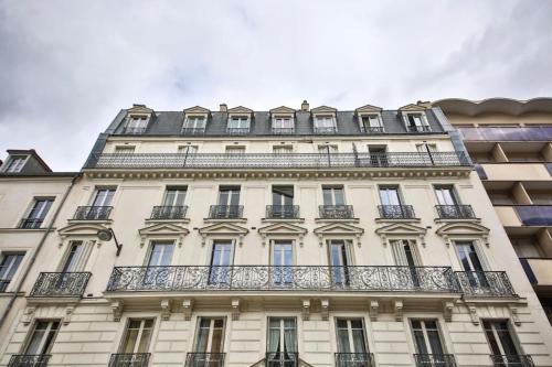 Charming Studio superb location in 7th district Paris