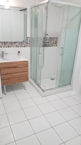 Koupelna v ubytování charmant logement à la campagne