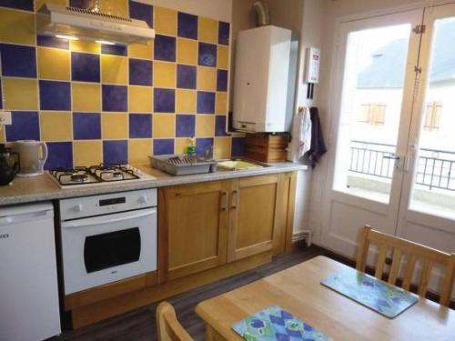 An Apartment And Separate Studio In A Seaside Town