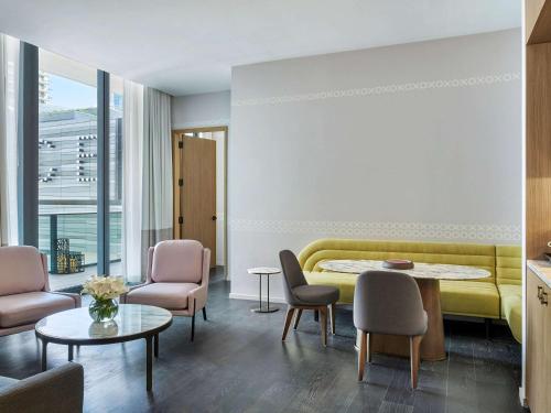 SLS LUX Brickell Image