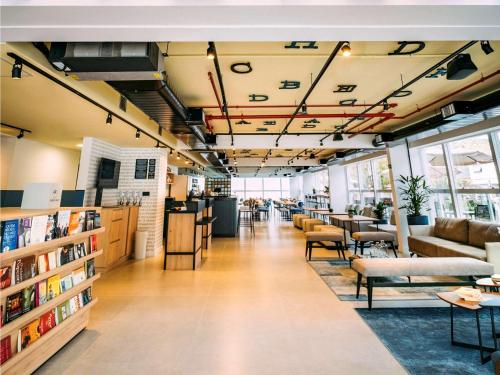 Posezení v ubytování ibis Styles Poços de Caldas