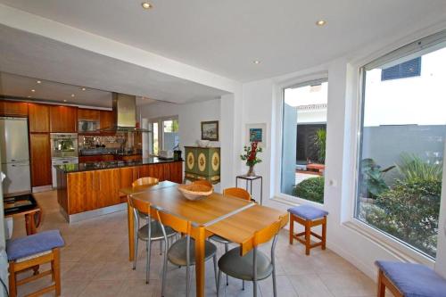 Exquisite Vilamoura Villa 4 Bedrooms Villa Bonito Bright & Elegant