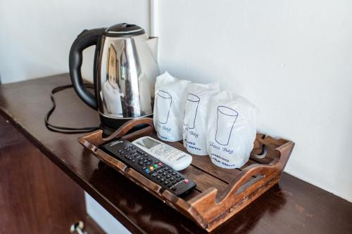Set per la preparazione di tè e caffè presso Pai Residence Hotel