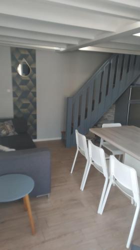 T3 Duplex, centre port, clim, garage, piscine photo 18
