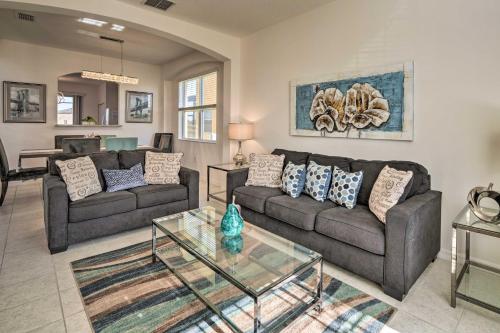 Resort Perks & Gas Grill: Spacious Davenport Haven photo 17