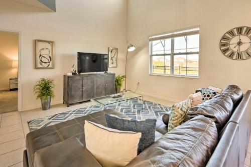 Resort Perks & Gas Grill: Spacious Davenport Haven photo 7