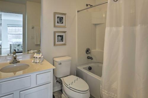 Resort Perks & Gas Grill: Spacious Davenport Haven photo 28