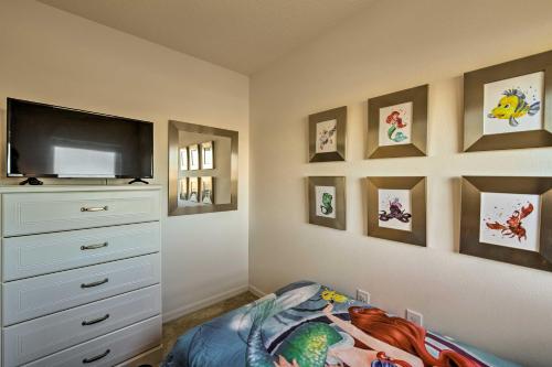 Resort Perks & Gas Grill: Spacious Davenport Haven photo 33