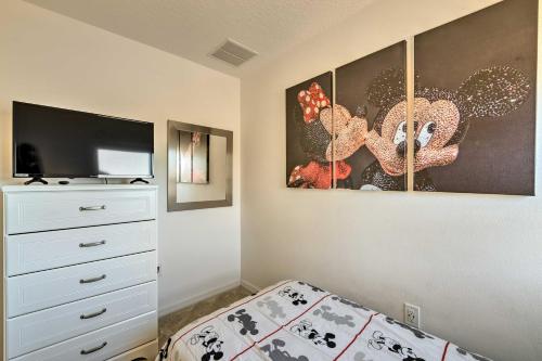 Resort Perks & Gas Grill: Spacious Davenport Haven photo 36
