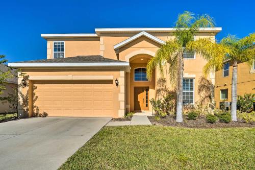 Resort Perks & Gas Grill: Spacious Davenport Haven photo 42
