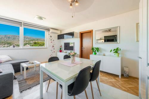 Angela apartment with a beautiful view