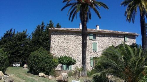 Paul a 12 km de la mer