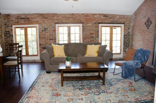 Jean Lafitte House Image