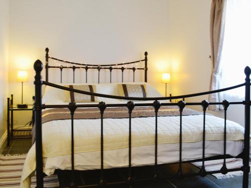 Postel nebo postele na pokoji v ubytování Bwthyn Bach - 29177
