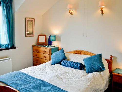 CubertにあるAspire - 28442のベッドルーム1室(青い枕のベッド1台付)