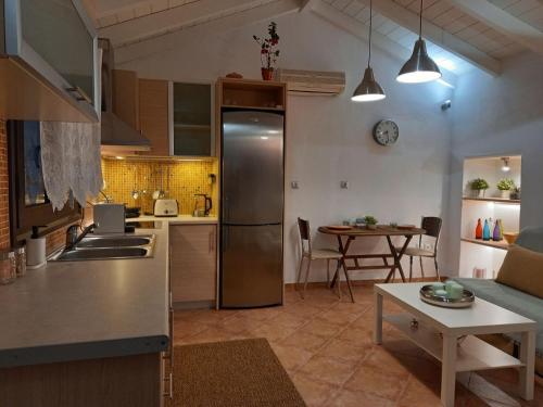 Ilias House