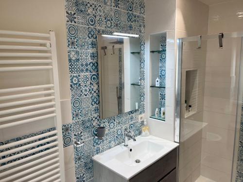 A bathroom at Le case di Lulù