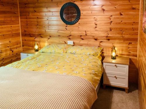 Llit o llits en una habitació de Tarrel Lodge