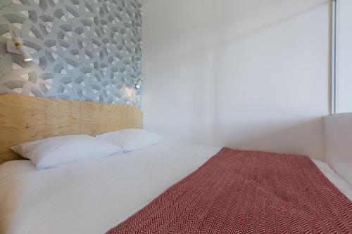 Studio hyper center 100m from the lake!