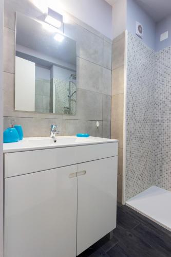 Ένα μπάνιο στο Guest H4U POVOA PRACA JOAO 23