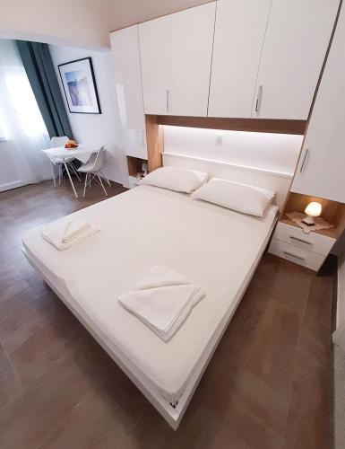 Apartment Nina