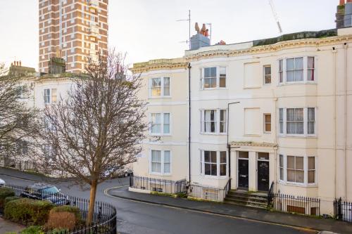 Serenity Square - Wow location central Brighton sleeps 4 photo 29