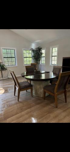 Mini Cabin LLC – Photos 4