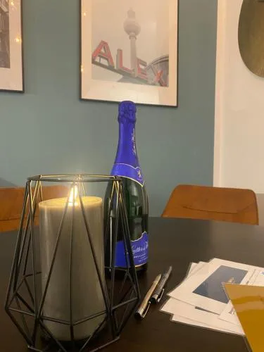 Pure Berlin Apartments - for up to 5 guests near Uber Arena, central, stylish photo 27