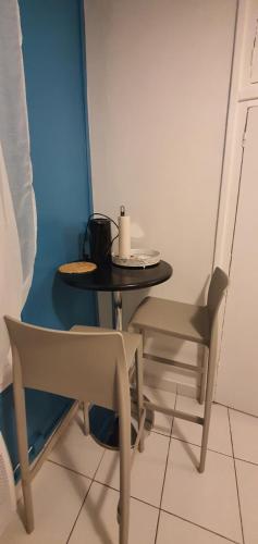 Zona de comedor en el apartamento