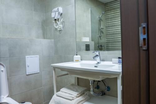Ένα μπάνιο στο Hotel Ana Eforie