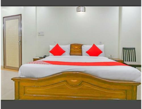 Cama o camas de una habitación en Hotel Kanha Classic, Kanpur