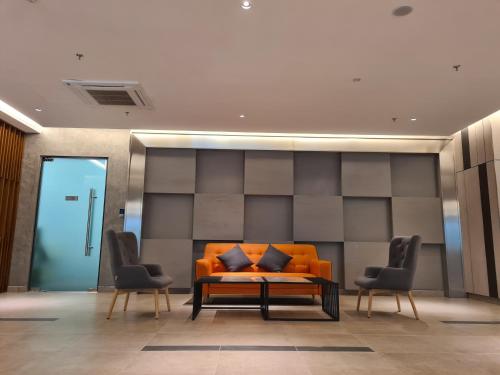 Ruang duduk di Sunway Onsen Suite Tambun Ipoh Mountain View