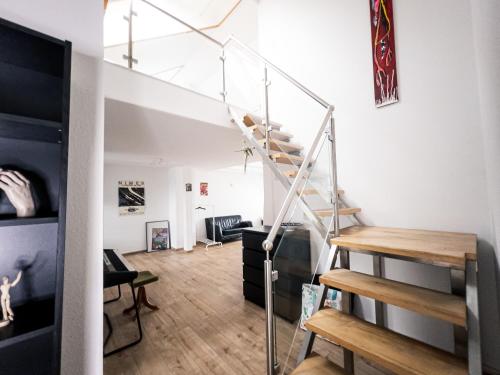 Cozy Central Maisonette Apartment 24/7 Service