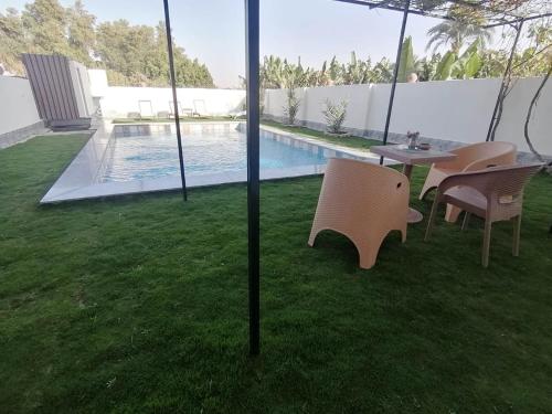 Set ma'atの敷地内または近くにあるプール