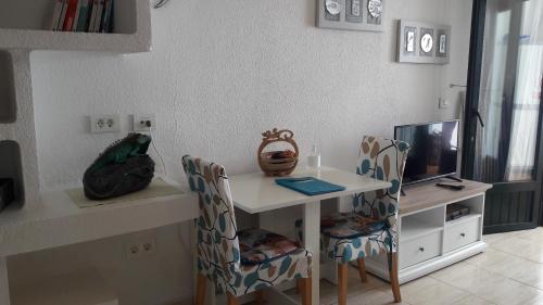 TV a/nebo společenská místnost v ubytování Casa RUBIS Lanzarote