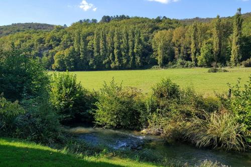 Photo de la galerie de l'établissement Le Tournesol, Le Banquet aux Eyzies, à Le Repaire
