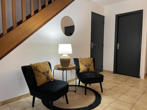 Zdjęcie z galerii obiektu Gîte nature avec terrasse, près étang Morat, pêche, Wi-Fi, idéal famille et randonneurs - FR-1-489-415 w mieście Saint-Bonnet-Tronçais