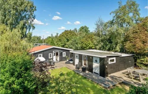 Beautiful home in Vordingborg w/ 2 Bedrooms picture