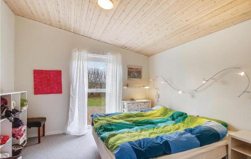 Postel nebo postele na pokoji v ubytování Awesome Home In Vinderup With Wifi