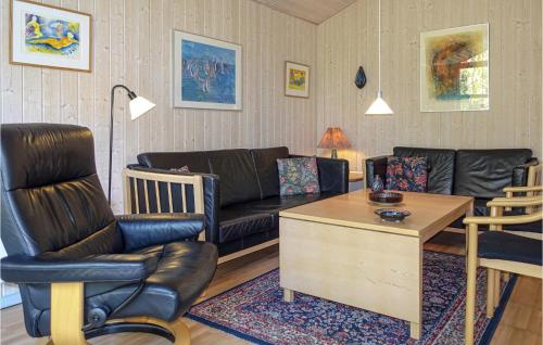 Χώρος καθιστικού στο 3 Bedroom Beautiful Home In Nexø