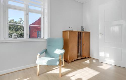 Posezení v ubytování Amazing Apartment In Svaneke With 1 Bedrooms And Wifi