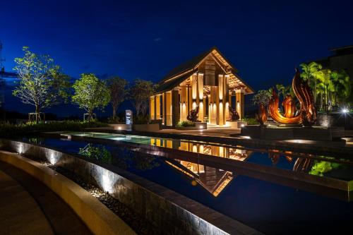 สวนหย่อมนอก ไมด้า แกรนด์ รีสอร์ต ภูเก็ต