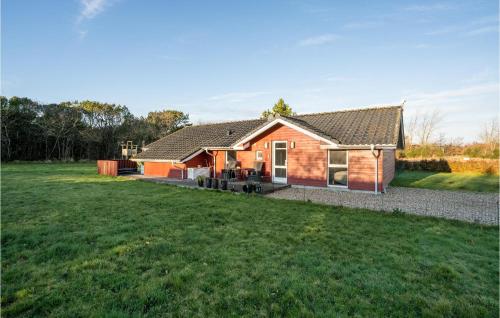 Zahrada ubytování Amazing Home In Tarm With Kitchen