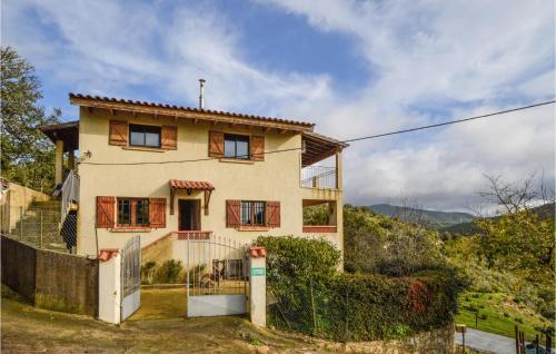 Cozy Apartment In Porticcio With Wifi