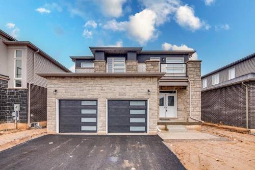 4 Bedroom Brand New House