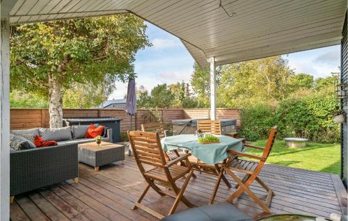 O zonă de relaxare la Holiday Home Vibevej Stege Denm